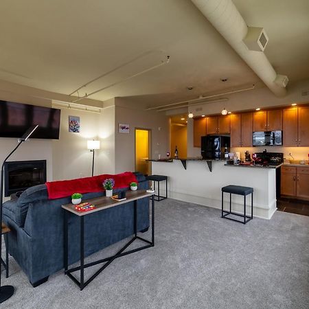 King Bed W/ Panoramic Views Of Dt! Rochester Exterior foto