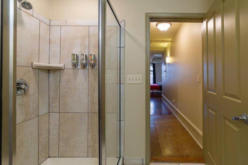 King Bed W/ Panoramic Views Of Dt! Rochester Exterior foto