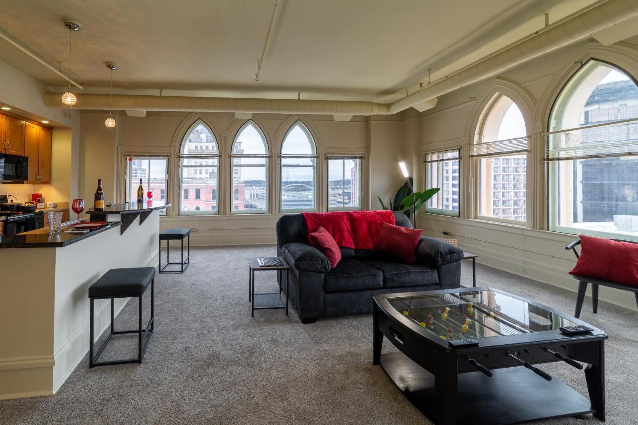 King Bed W/ Panoramic Views Of Dt! Rochester Exterior foto